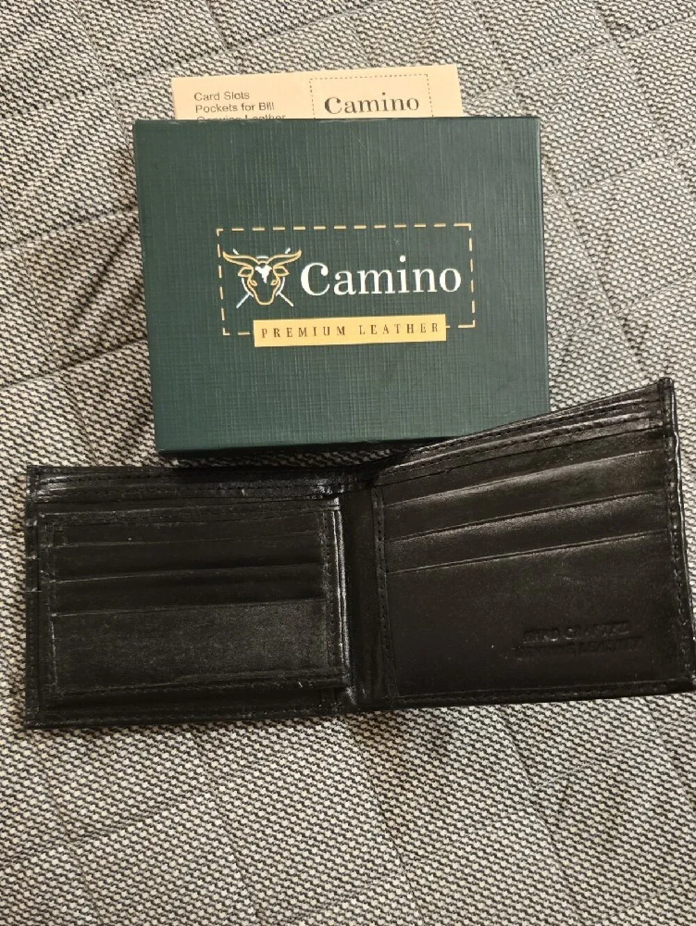 Camino Premium Leather Bifold Wallet - Beige Snake Leather